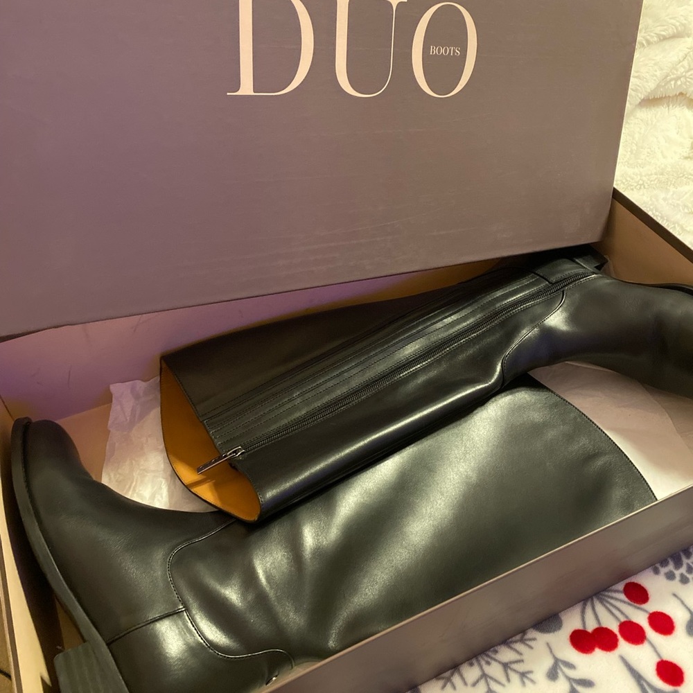 Verity Wide Calf Knee High Boots in Black Leather Size EU39 US8 -Calf 44cm